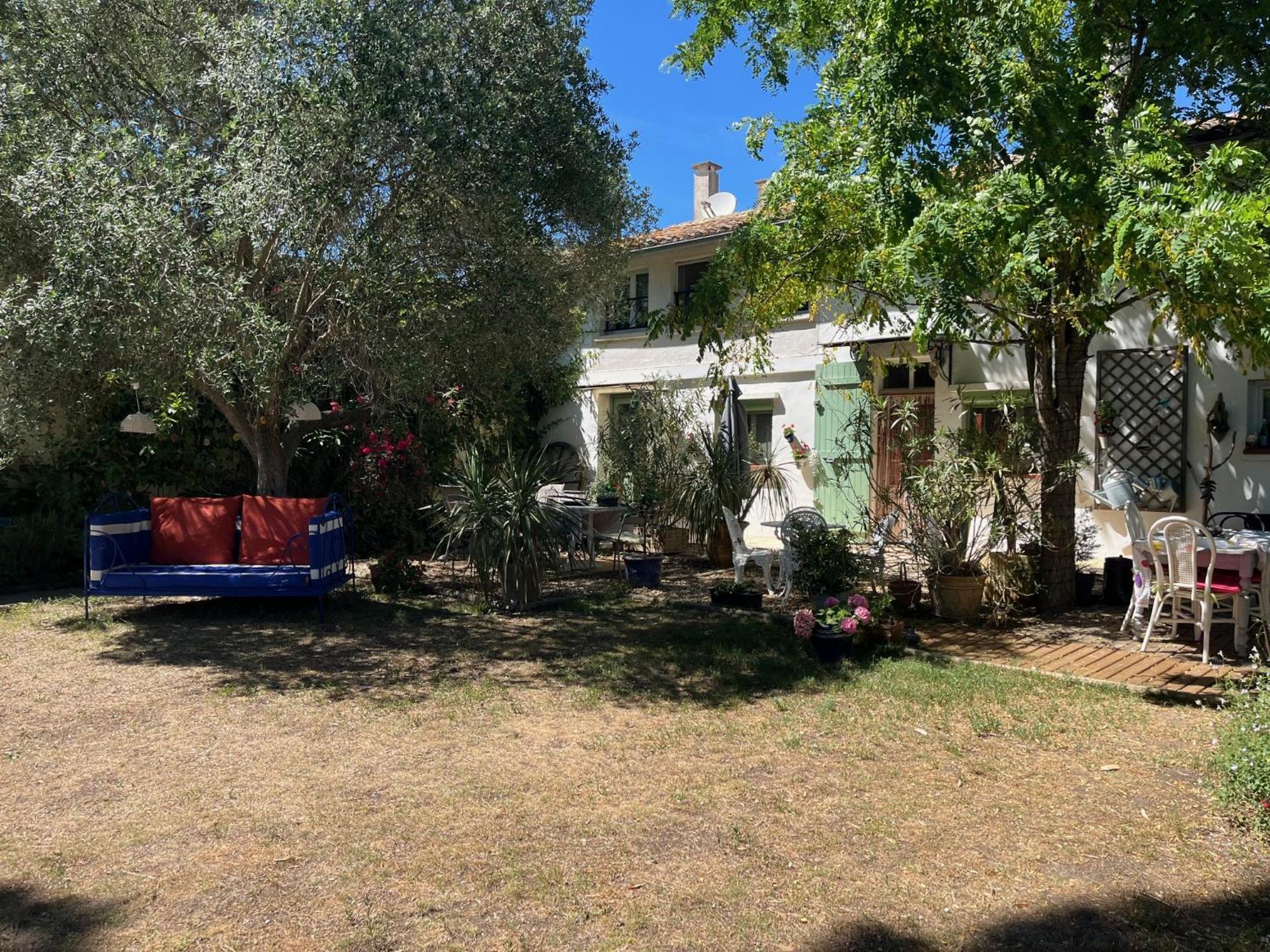 Chambre Seville - Mas Saint-Louis - Piscine Chauffee 艾格-莫尔特 外观 照片